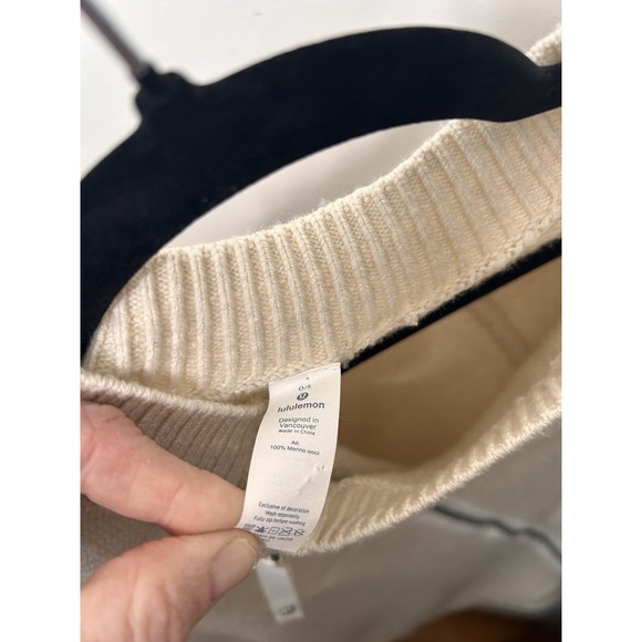 Lululemon On The Go 100% Merino Wool Poncho Sweater One Size Asymmetrical Zipper - Picture 6 of 8